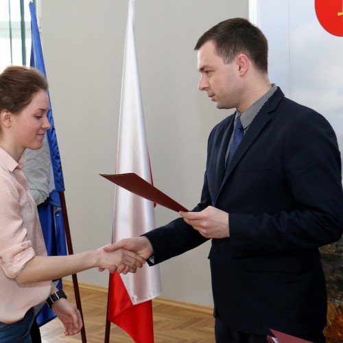 Wręczenie nagród i stypendiów uzdolnionej młodzieży